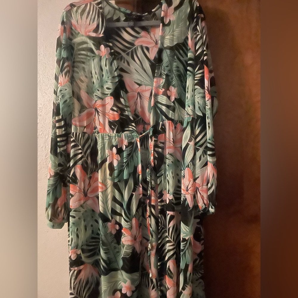 Hawaiian print kimono cover up!